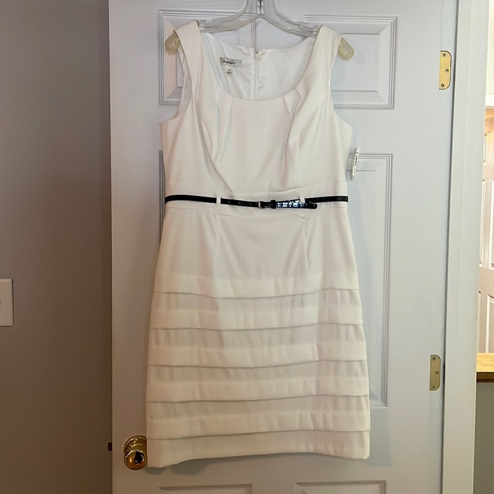 White above the knee dress NWT